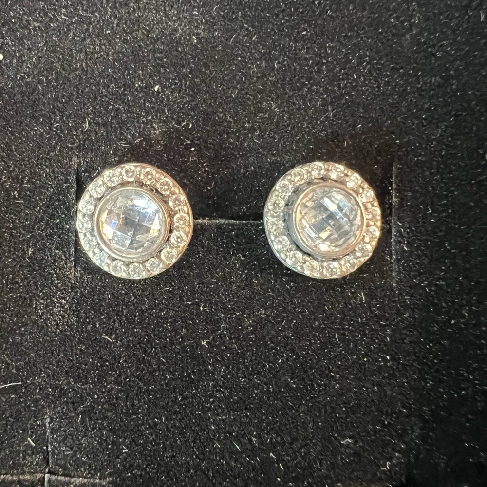 Genuine Pandora Clear Brilliant Legacy Stud Earrings - Picture 6 of 9